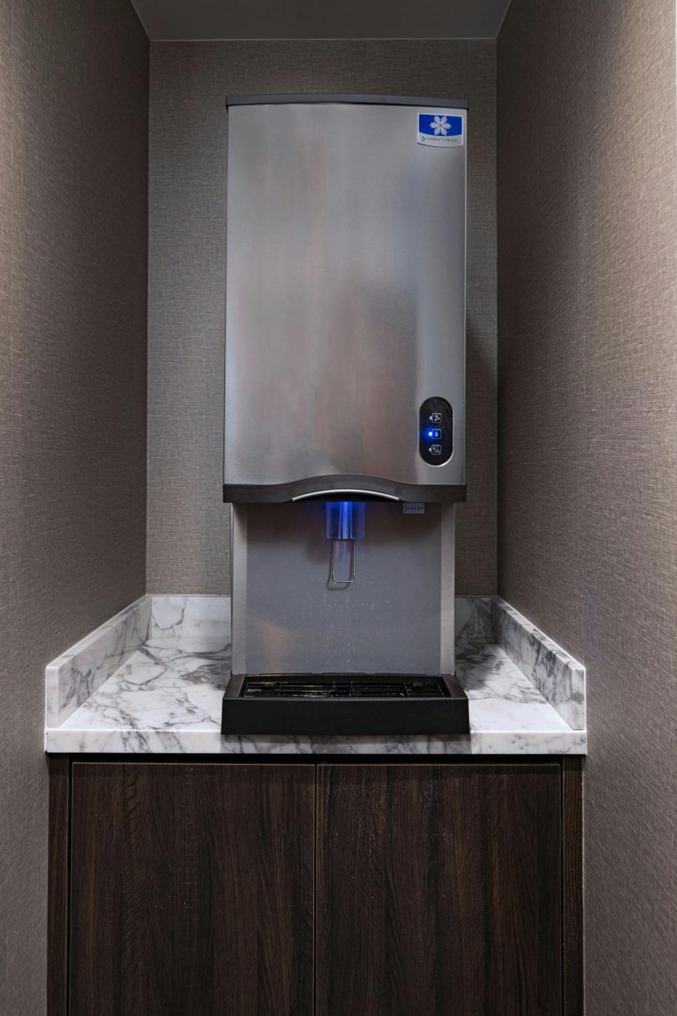 Ac Hotel By Marriott Fort Worth Downtown Экстерьер фото
